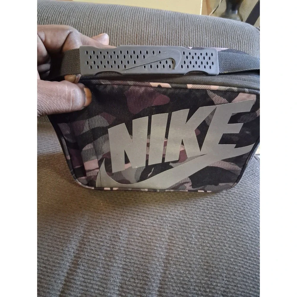 Nike boy futura